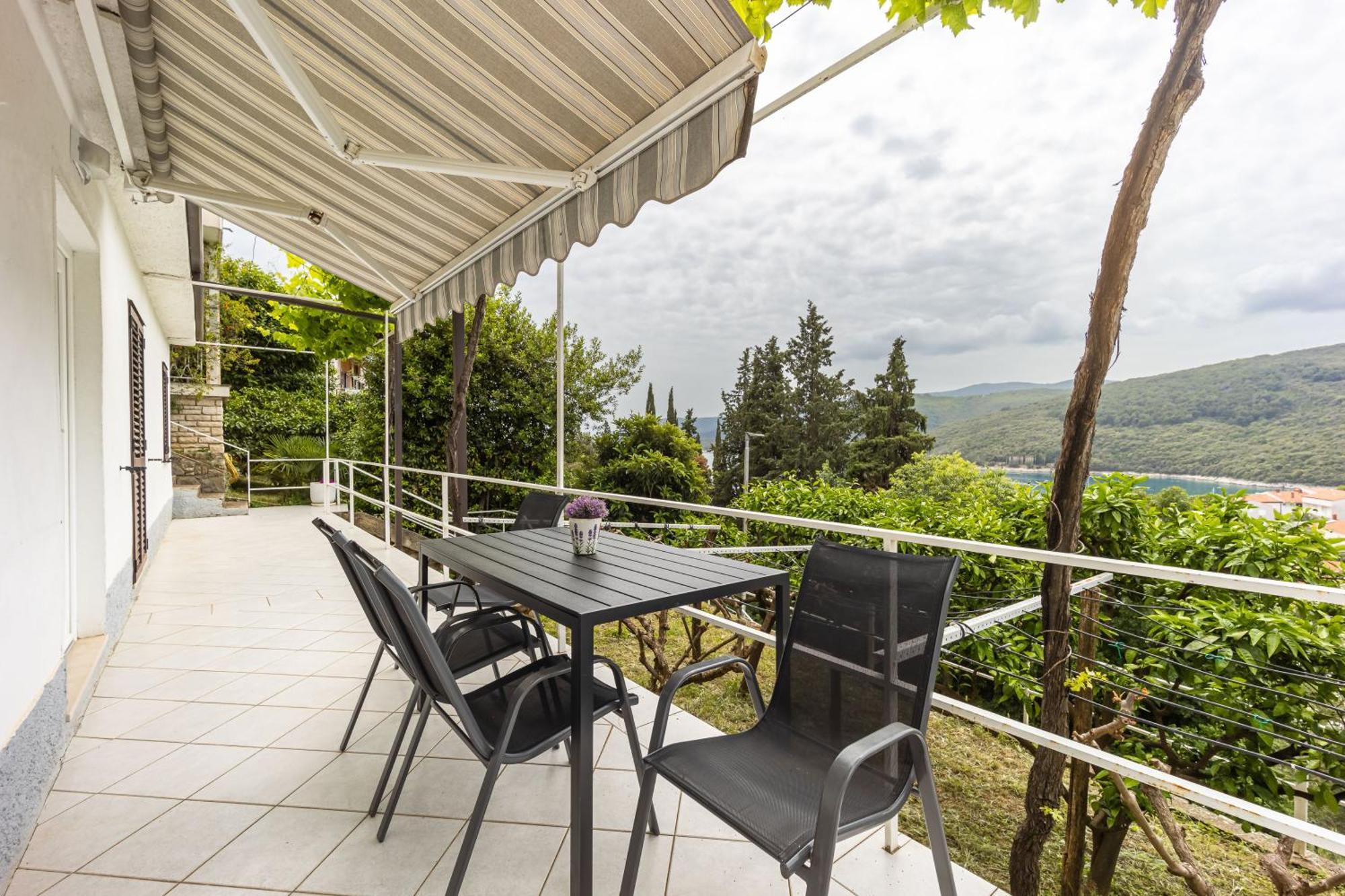 Apartments Sea View 拉巴克 外观 照片