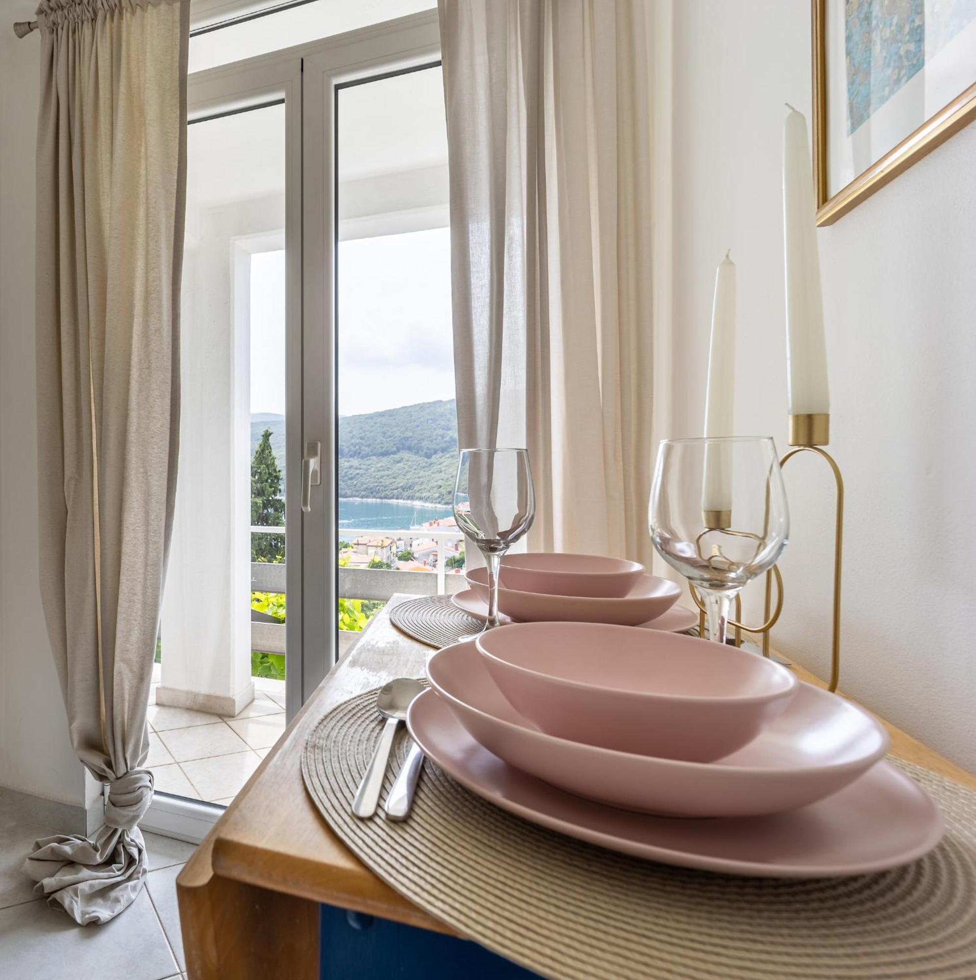 Apartments Sea View 拉巴克 外观 照片